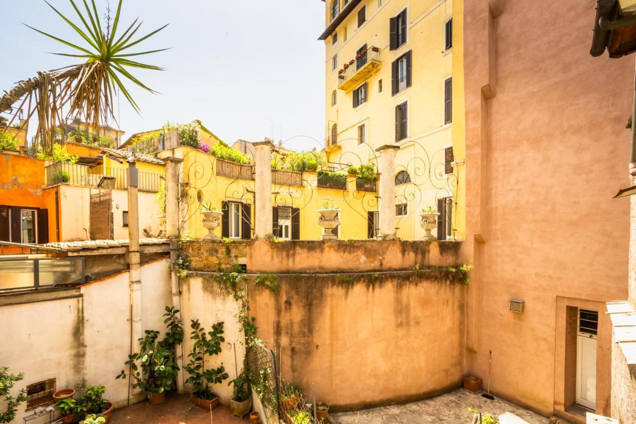 The Magic Hole Apartment Rome Luaran gambar